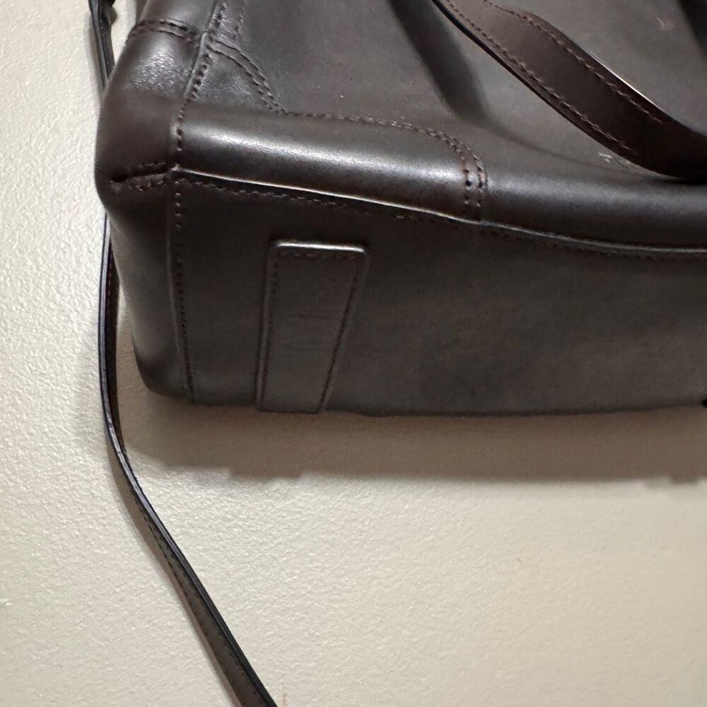 Frye Charlie Leather Tote Bag in dark brown with a structured top handle - Picture 4 of 9